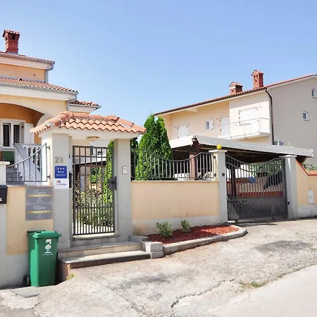 Suitable Summer Apartamento Pula