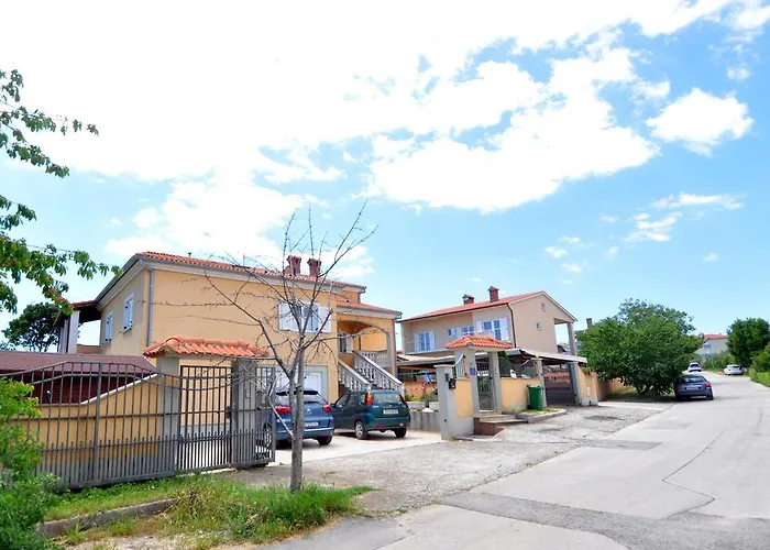 Suitable Summer Apartament *